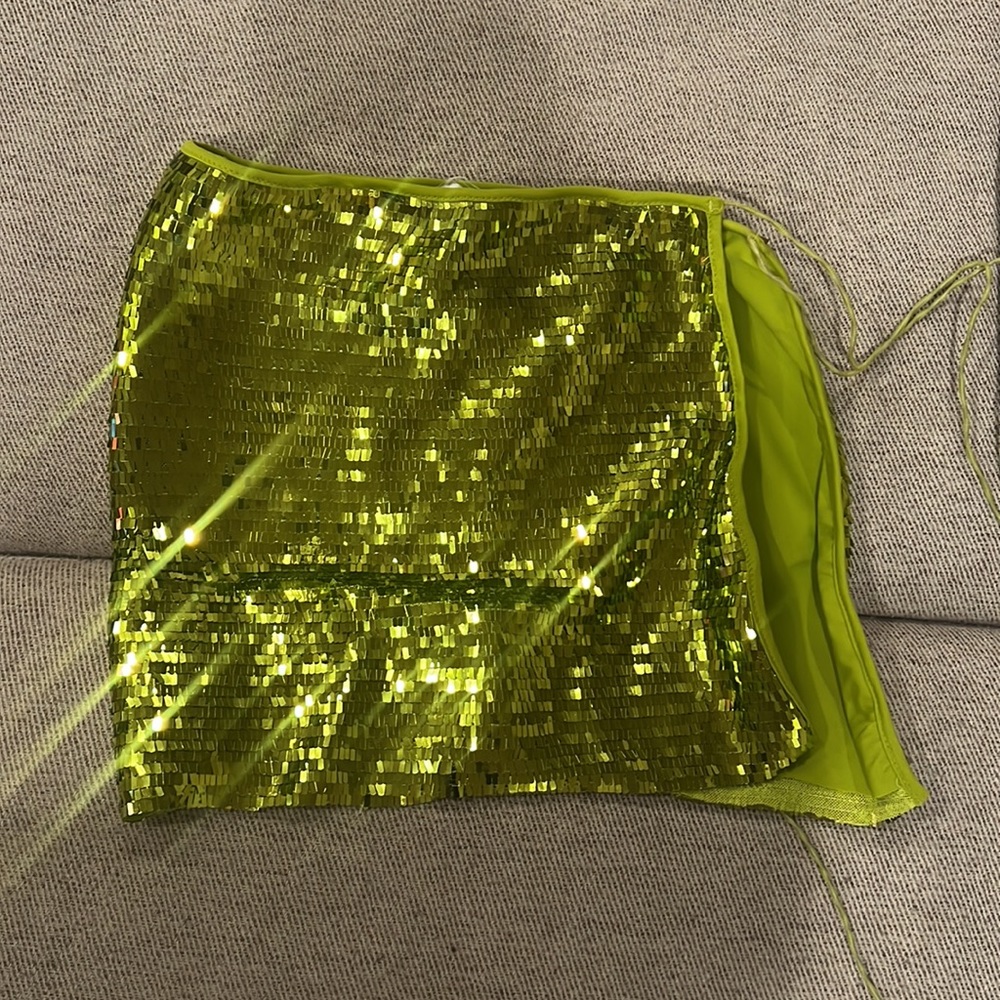 Oseree. Sequin-embellished mini skirt. Size S/M - Picture 5 of 7